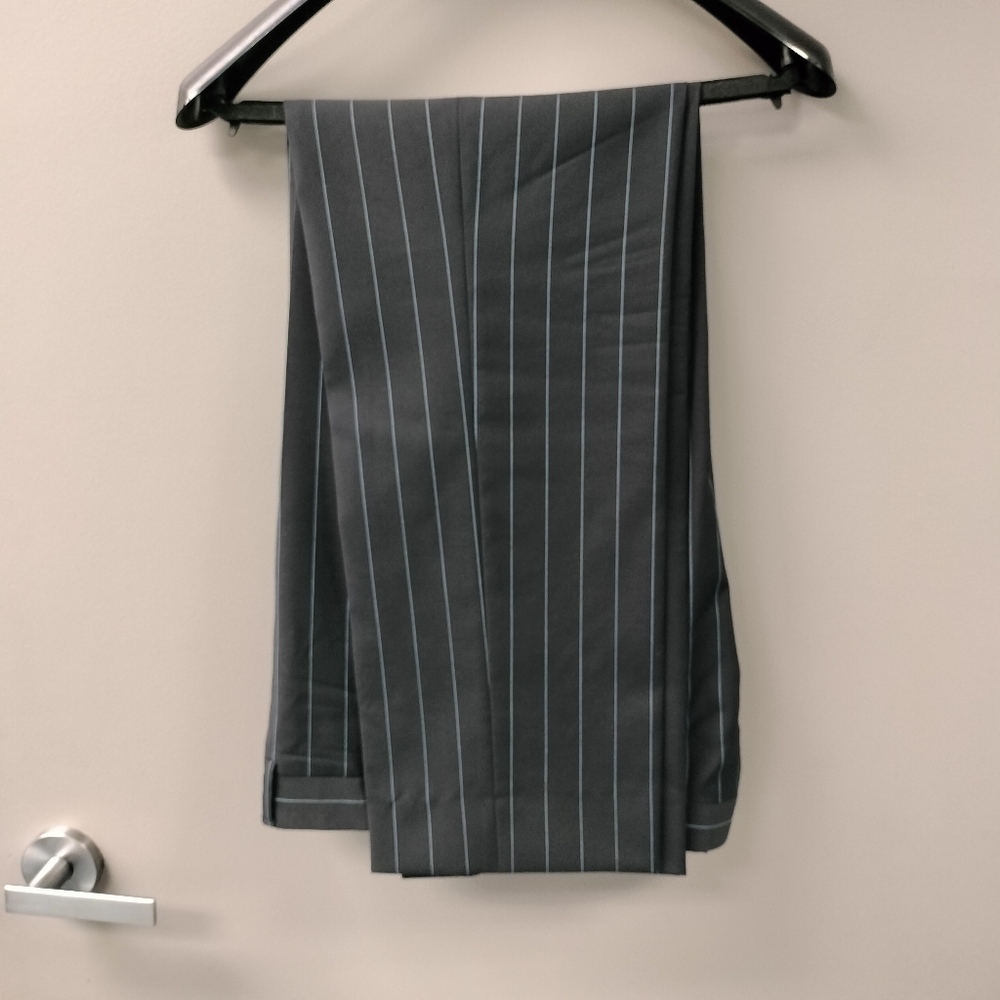 Etro Milano Suit - Picture 9 of 13